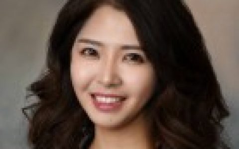 　严玉祺（女），浙江大学副教授。兽医大咖。