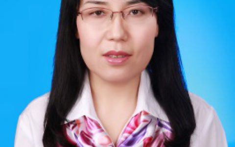 　马得莹（女），东北农业大学教授、博导。饲料专家。