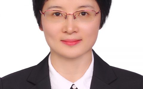 　赵小玲（女），四川农业大学教授、博导，禽业专家。