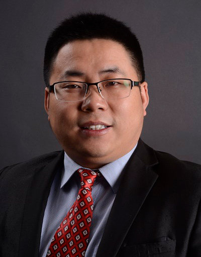 　黄永震，河南南阳人，西北农林科技大学副教授、博导。家畜育种专家。