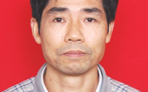 　周秋白，江西人，江西农业大学教授、博导，水产养殖专家。