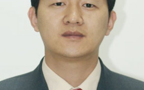 　马秋刚，中国农业大学教授、博导，畜禽营养专家。