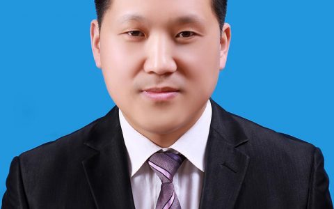 　赵战勤，河南兰考人，河南科技大学教授、博导，畜传染病及疫苗专家。