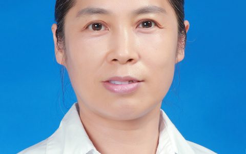 　李宏梅，山东农业大学副教授、硕导。畜禽寄生虫专家。