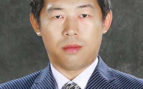 　宋晶，山西太原人，山西农业大学讲师，渔业专家。