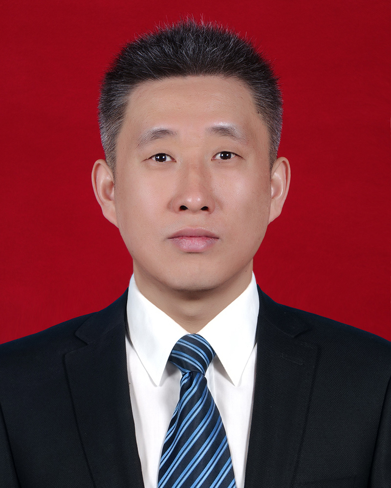 　何俊峰，甘肃兰州人，甘肃农业大学副教授、硕导，兽医大咖。