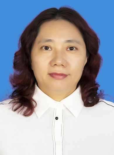 　谢青梅（女），回族，广西资源人，华南农业大学教授、博导。兽医大咖。