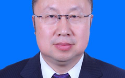 　李胜忠，新疆农业大学副教授、硕导，水产养殖专家。