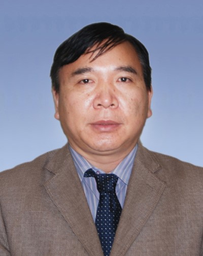 　李明，河南永城人，河南农业大学教授、博导，特种经济动物专家。