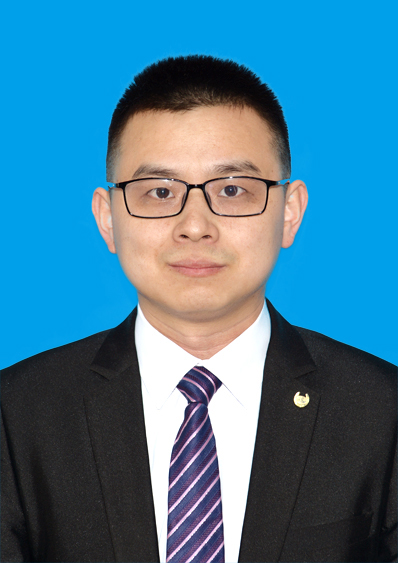 　张心壮，山东济宁人，内蒙古农业大学副教授、硕导，马业专家。